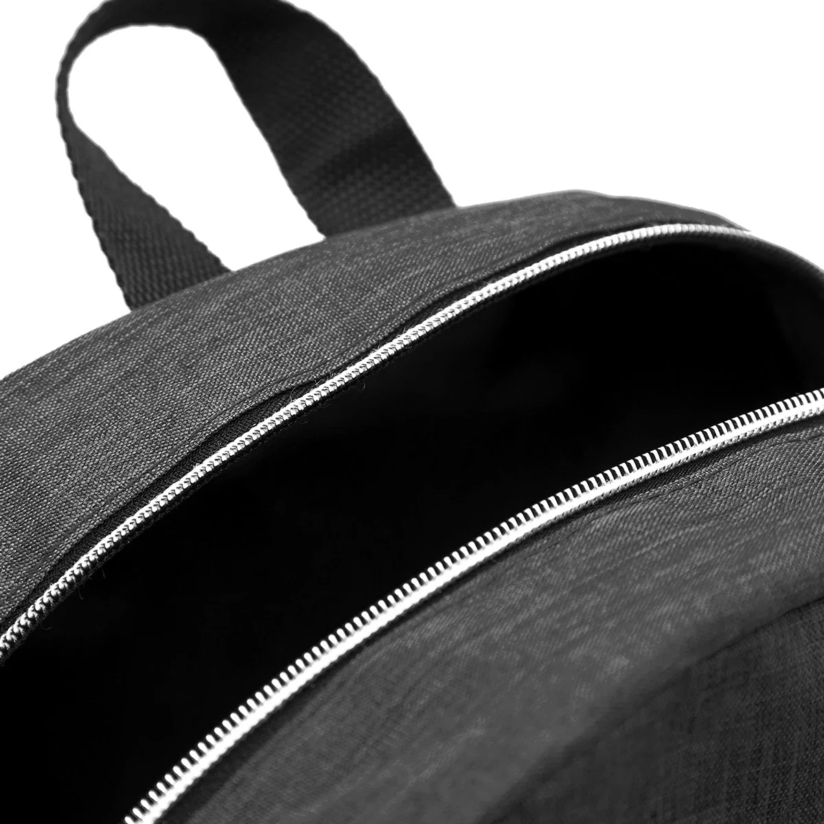 Mochila Digma poliéster con cremallera