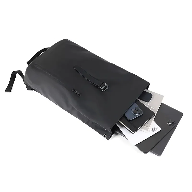 Mochila Weser PU cierre enrollable