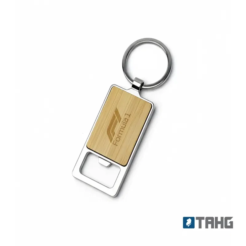 Llavero Lock bambú y metal, abridor integrado Llavero Lock bambú y metal, abridor integrado personalizado con logo empresa - Llaveros Metálicos corporativo Chile