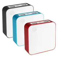 Cargador Deluxe Power Bank 8400mah plástico rígido
