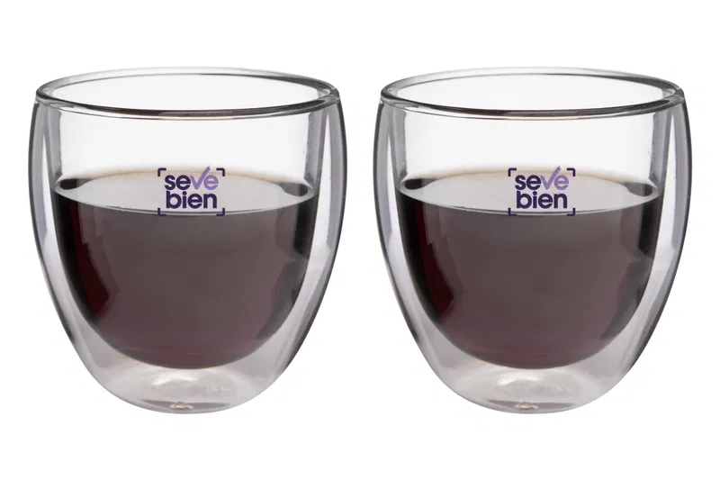 Vasos corporativos personalizados con logo empresa materiales sustentables